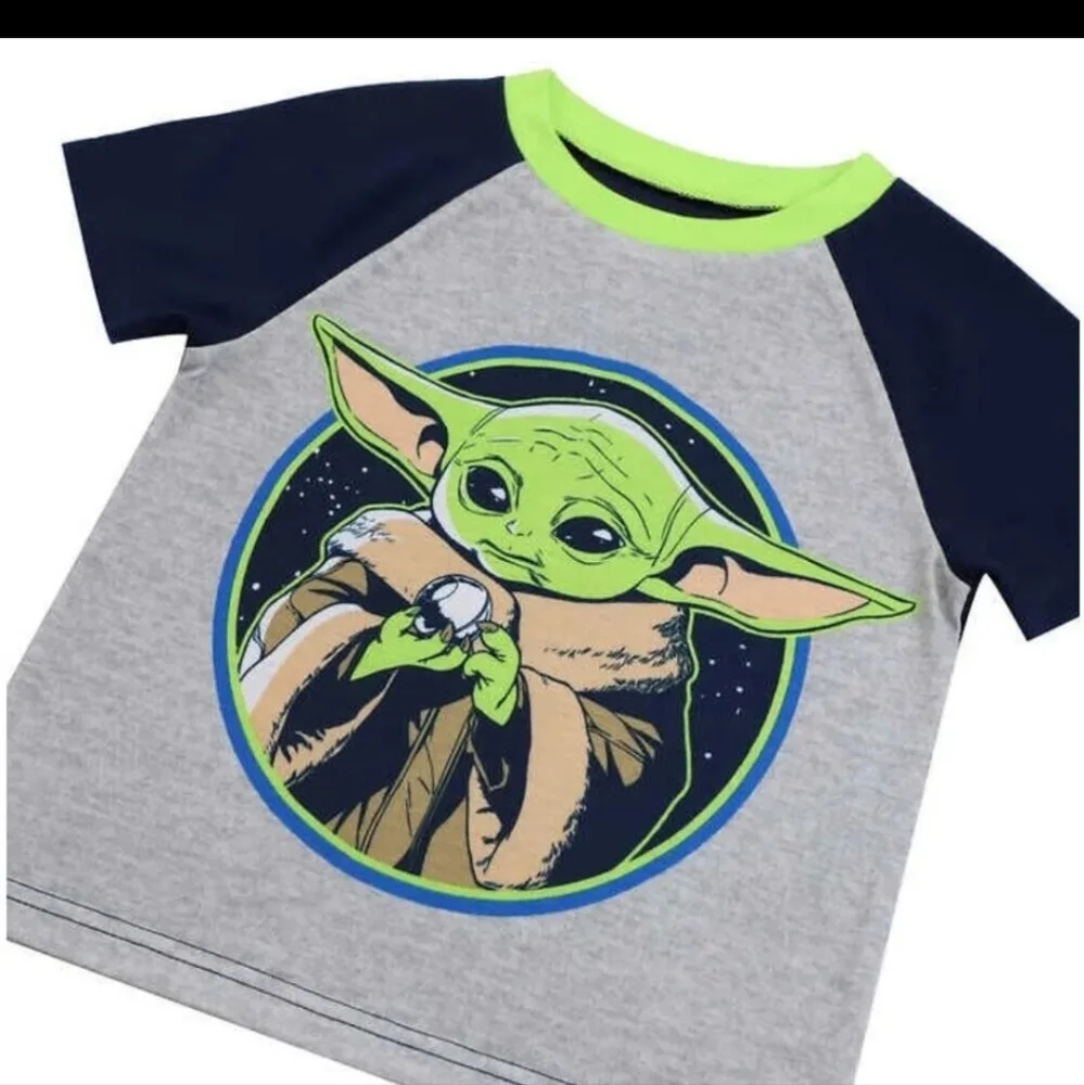 Disney Boy's Star Wars Mandalorian Graphic 4 Piece Pajama Set Size 4T nwt